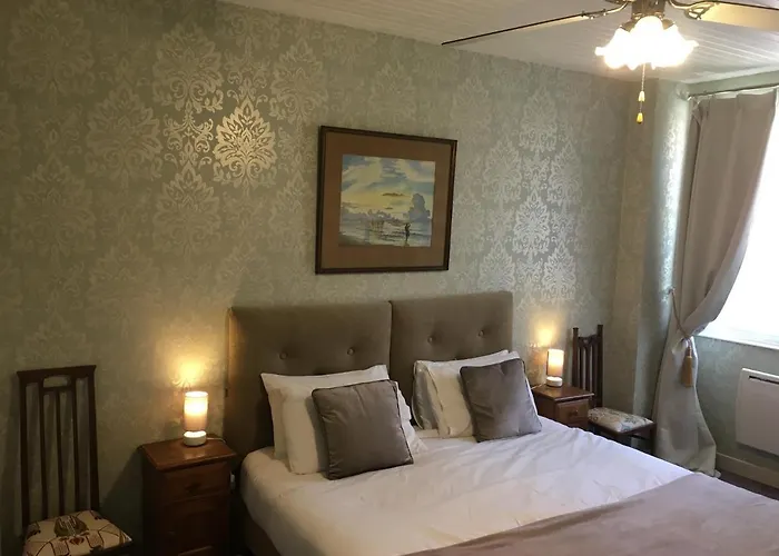 Couette-café Maison La Roche D'hotes 4*