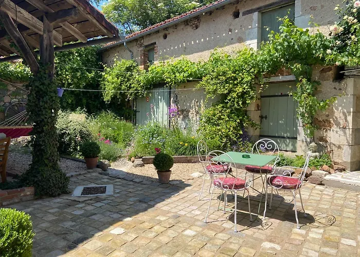 Maison La Roche D'hotes Bed and breakfast Le Vigeant